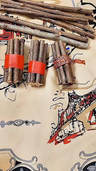 桃木枝加五彩绳#桃木枝的妙用 #桃木枝 #生活智慧