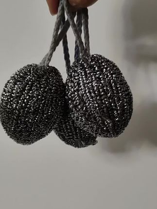 这个带挂绳的钢丝球真是太实用了,质量很好,不扎手,使用方便,满意,值得推荐哦#我在抖音买买买