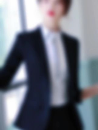 黑色西装套装女职业装面试正装秋冬季韩版时尚气质西服外套工作服#好物推荐|#内容启发搜索|#网红爆款|#超实惠|#显高显瘦|@上热门
