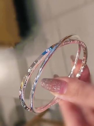 足银手镯 老凤祥双环四叶草银手镯女9999纯银实心足银镯子环年轻#情人节礼物 #七夕礼物#送女朋友的礼物 #七夕情人节礼物#七夕