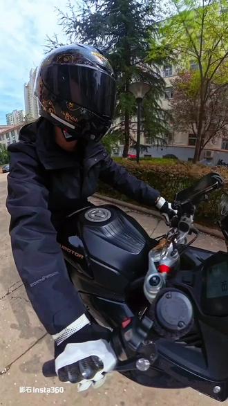 :男生的快乐就是这么简单,哈哈哈哈哈哈 #日常骑行vlog #机车