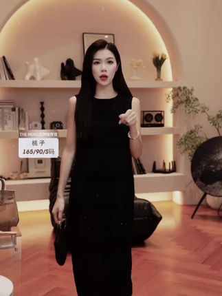 THE MENG【星耀】优雅通勤显瘦百搭小黑裙无袖连衣裙#气质仙女裙穿搭 #强烈推荐 #优雅气质 #时尚穿搭女装 #国庆出游穿搭