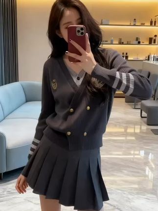 #今日穿搭 #辣妹穿搭 ##早秋通勤出游穿搭一起拿捏