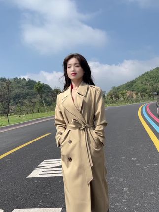 还有班味吗?#纪录美好生活 #穿搭 #风衣