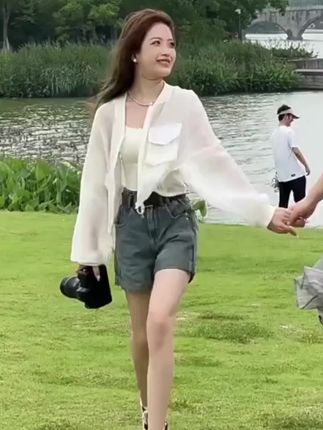 长袖防晒衣#夏季穿搭 #长袖防晒衣 #便宜又好看 #今日穿搭 #穿搭 @巨量千川