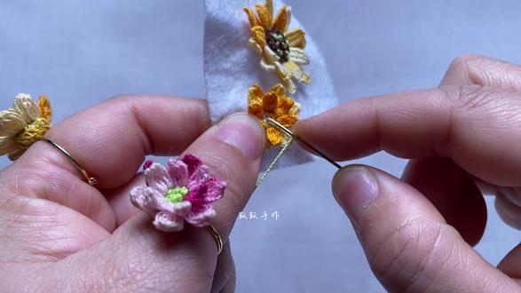 立体荷花、向日葵刺绣教程#刺绣 #刺绣diy #刺绣教程 #手工 #手工刺绣 @抖音小助手