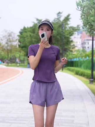 #健身穿搭 #瑜伽服搭配 #速干运动套装 #见人不如健身
