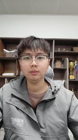 “赛维模式”大家应该不陌生,简单说就是境内公司出货、香港公司接货、店铺主体归集利润并合规申报的整体架构。如果你百分百复制赛维的每一步——利润回来、ODI 备案、境内外税足额缴纳——那确实是标杆级的合规。可以参考下面这个架构图:
关键是咱们的赛维模式是真正的赛维模式吗?
你的利润真的都回流了吗?
还是大部分留在香港?
ODI 备案做了吗?
大陆企业所得税、个税、香港利得税,都足额缴纳了吗?
如果你并没打算上市,只是求个平稳经营,那么未必追求 100% 的标杆合规,关键是把税务风险控在可接受范围内。
我建议先抓住两个核心点,基本就不用太焦虑:
1.货物全部正规 0110 出口,走完退税流程,中间没有碰“双清/买单报关”;
2.所有店铺公司 & 出口公司注册在同一个税源地(最好精确到区,如深圳市龙华区)
为什么强调“区”?因为企业所得税是区级税源。现在各地税务局,对于赛维归集模式不认可,其实背后根本性的原因是认可就会意味着税源的流失。但是如果所有公司都在同一个区,税务局合并征税方便,也更愿意认可你的归集逻辑——毕竟税源没外流,而且你肯定也会被当地认定为出口企业的,这样就不用缴纳增值税了。
至于 ODI,如果还没做,可以暂缓。店铺主体在同一个税源地的,无论是零申报还是单独申报,都有沟通空间。
只要以上两点做到,风险已经大幅降低,不必跟风折腾,静待总局进一步政策就好。