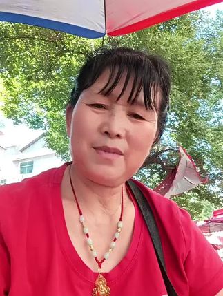 朋友们中午好,#祝兄弟姐妹们身体健康,万事如意