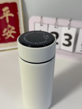 新款智能保冷保温杯!女士便携小巧 迷你高颜值 女生专用保冰杯 #保温杯 #迷你保温杯 #智能保温杯