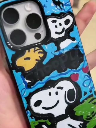 情感趣壳,让手机充满温度,涂鸦白色史努比适用iPhone16/15promax大孔手机壳苹果13/12软套14#手机壳#苹果手机壳#涂鸦白色史努比#网红手机壳#让人眼馋的手机壳