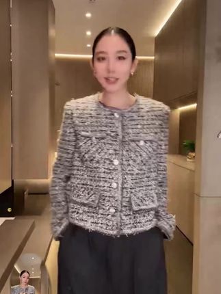 #简约高级感穿搭 #温柔气质穿搭 #秋冬氛围感穿搭 #在抖音入手的好东西#流光机能风穿搭太有生命力了