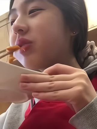 #歌曲不应该 有一天我不再寻觅幸福的秘诀 只想遇见一个和我一样心软的人