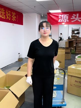 所见即所得,现场打包发货!#雀舌#绿茶#召唤茶友@抖音小助手