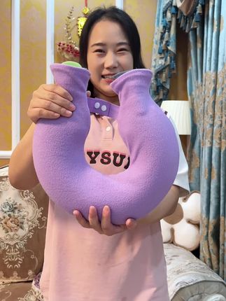 可以热敷的U型热水袋,敷一敷真的很舒服#热水袋 #U型热水袋 #热敷袋 #热水袋的温暖 #热敷热水袋