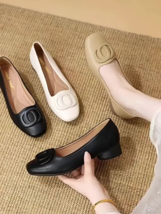 2025新款仙女风装饰粗跟单鞋女鞋粗跟皮鞋小香风柔软舒适百搭#小香风白搭小单鞋 #穿出高级感 #软底软面穿上超舒服 #好穿不累脚 #舒适百搭@DOU+小助手