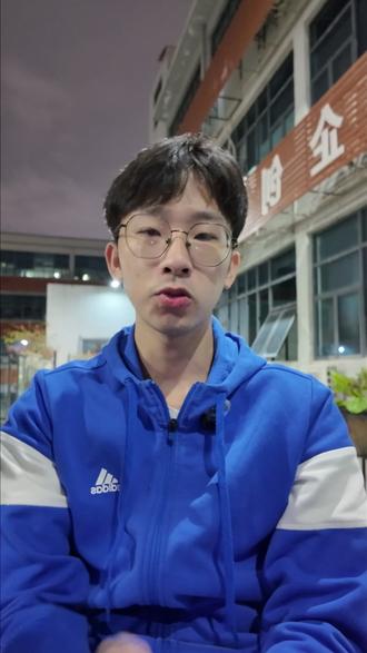 4K档位流量神车,AE4SE+和FX风速该怎么选? 全是主观真实感受,说的不对先道歉!(叠甲)#电动车 #电动摩托车 #极核 #小牛电动