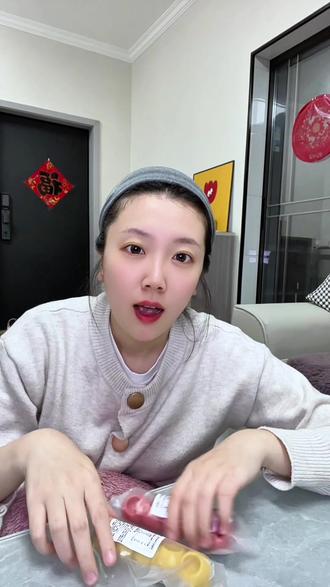 嚼嚼乐 果汁味挺浓 平时嘎达牙挺有意思。#嚼嚼乐 #种草激励计划 #好玩零食 #果汁味糖果