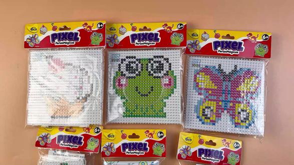 不用烫!水雾魔珠也太安全了✨ 娃超爱的水雾魔珠来了!不用熨斗不用加热,喷水就粘牢。配色鲜艳、图纸 1:1 清晰,蝴蝶、恐龙、樱桃随便拼。喷完水晾干就成型,安全不伤手,小朋友闭眼玩~#水雾魔珠 #儿童安全手工 #喷水魔法珠 #益智玩具 #手工diy