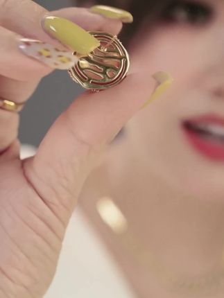 铜合金合成锆石耳饰 法式精致条纹耳钉女高级感轻奢洋气耳环#热门 #热门音乐🔥 #热门短剧推荐