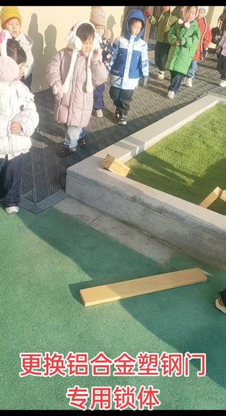 更换铝合金门多点锁体
建明鑫开锁 换锁
配汽车钥匙
销售安装指纹锁
公安备案 工商注册
24小时服务热线 13604723464