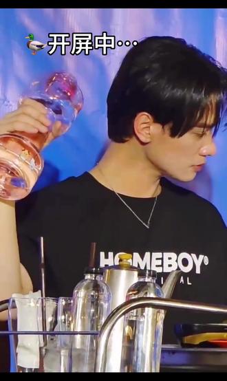 小情侣又公费谈恋爱来了#安利 #kengnamping #cp