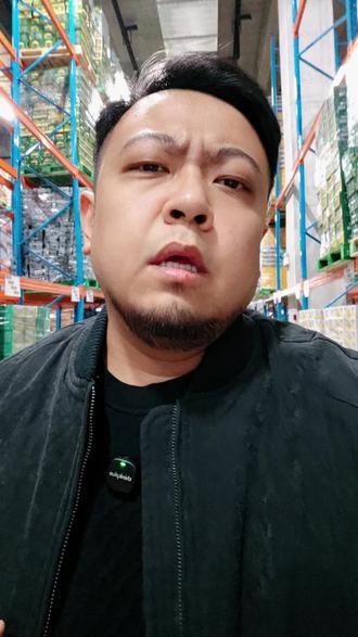 电商人注意!新型“仅退款”套路曝光! 山东烟台刘女士半年内仅退款225个快递,获利五万多,现在已经被jing方带走。这个新闻兄弟们怎么看?看的我心疼咱们电商和物流兄弟们,这个事的那细节非常炸裂。#云仓发货#云仓合作#一件代发#快递物流#电商创业