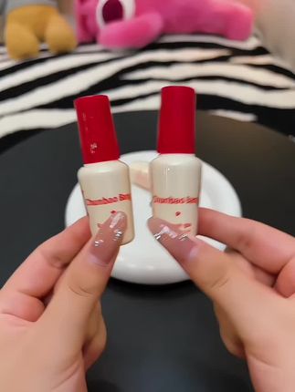 #每日分享 #好物安利 #种草好物 #看过来 #睫毛胶水