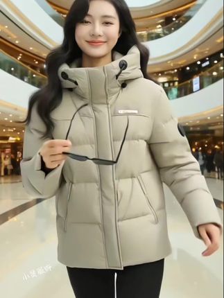 秋冬反季大清仓时尚百搭保暖羽绒服女短款时尚百搭连帽情侣加厚羽绒服外套#减龄显瘦穿搭 #时尚穿搭女装 #引领时尚潮流 #时尚气质穿搭 #高端女装搭配