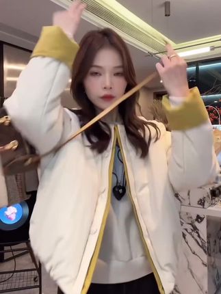 #气质穿搭 #百搭上衣 #日常分享