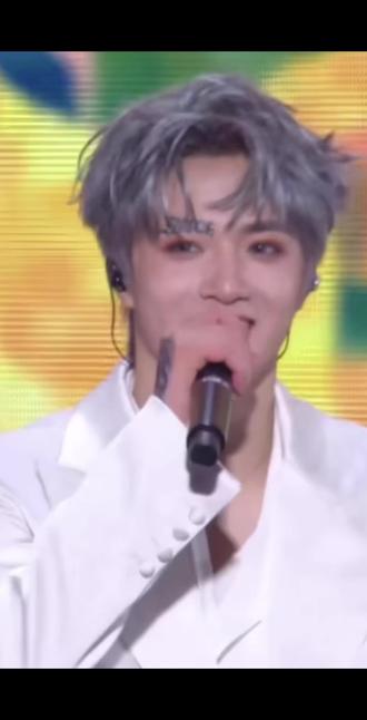 #刘耀文新歌SAUCE竖屏版MV #刘耀文