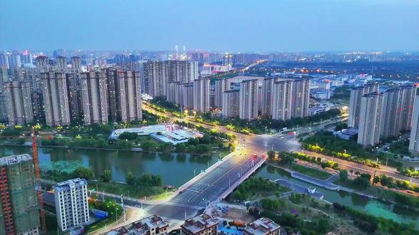 #颍泉区 管庄菜市场 前面就是阜阳白宫