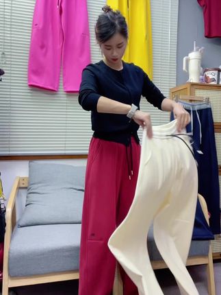 #舒适穿搭 #面料柔软舒适 #女装 #显瘦遮肉 #简约穿搭