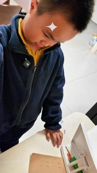 遇到难折的纸飞机就又不开心了✈️这个简单好学〔雷鸣〕仿真纸飞机教程来啦#真实生活分享计划 #纸飞机 #折纸 #vlog十亿流量扶持计划