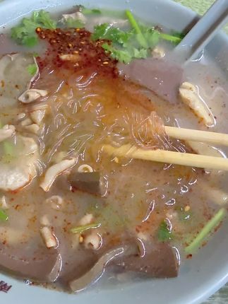 正宗南京鸭血粉丝汤来活动啦!,跟我在南京吃的味道一样!一袋八包料,份量超多,汤底是老鸭汤熬制的,双份鸭杂更快乐!现在活动超划算,半夜来一碗真的太满足了!#灵魂宵夜#抖音商城浪漫七夕节 #妈呀太香了 #哇又便宜又好吃#好吃到停不下来