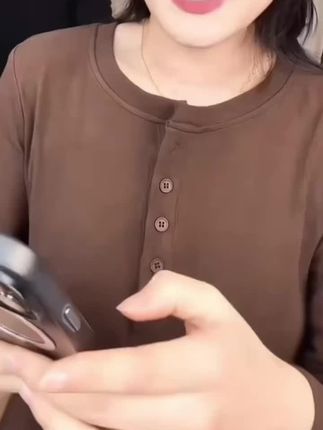 ##「慕丝绒 柔软亲肤」显瘦内搭打底衫 秋季韩版百搭圆领长袖打底Z526#看过来 #很漂亮 #谁穿谁好看 #美美哒💖💖💖 #你能穿的我也能穿