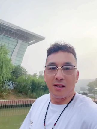 今天40度,出门带上她感觉会凉快点