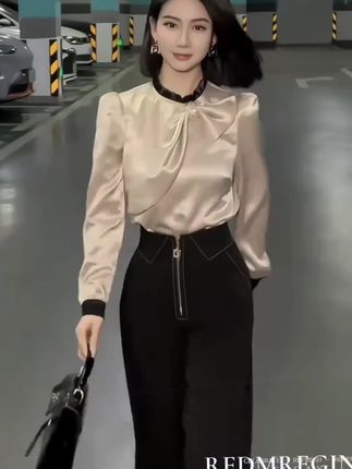 #被秋日氛围感穿搭拿捏了 能激励你的不仅仅是励志语录,还需要与一些积极、充满正能量的人同行#高级感拉满的入秋通勤穿搭#通勤穿搭如何摆脱土气感#早秋感高智感职场穿搭#随机穿搭挑战