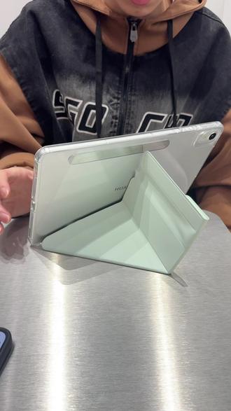 搭扣磁吸分离,华为平板的多功能保护壳