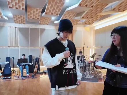 云旗ootd,你别管,肖肖接得住~