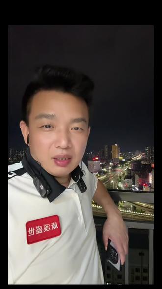 炸裂!康溪盛世战队球员吴宜泽世锦赛夺冠,老板豪送300支球杆。#康溪盛世阿超 #吴宜泽#台球福利#免费抽球杆#台球爱好者