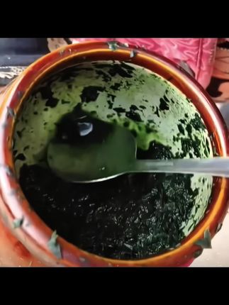 姐妹们,新疆#乌斯曼 眉睫增长液真的爱了,难怪新疆个个浓眉大眼,被种草了#人人都可以是睫毛精 #眉毛 #拯救发际线 #变美
