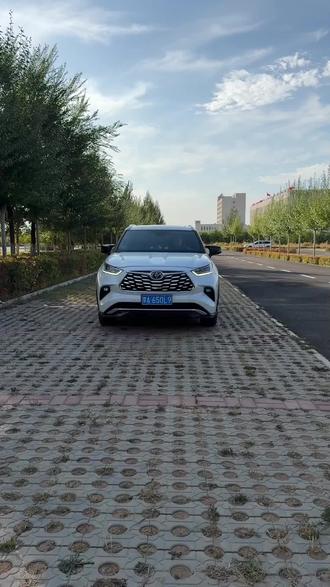 汉兰达陆放做保养之前大家一定要自己把这几个滤芯更换一下,滤芯是不算在基础保养之内的,不影响原车质保,自己更换可以省下不少的保养费用#空调滤芯 #汉兰达空调滤芯更换 #汉兰达#皇冠陆放#汽车好物分享