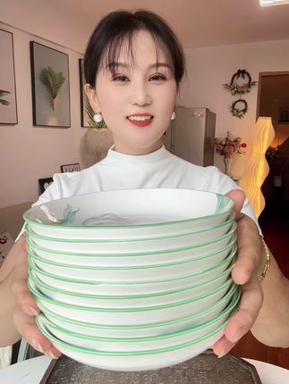 19.9元10个茉莉花盘子,骨碟,凉菜盘#厨房好物 #盘子 #便宜又实用 #陶瓷餐具 #陶瓷盘