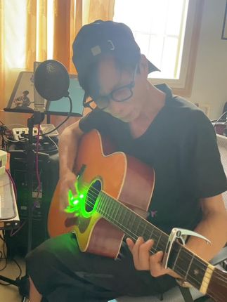 #好物测评 #吉他拨片推荐 不是普通拨片,是会发光的演奏神器!