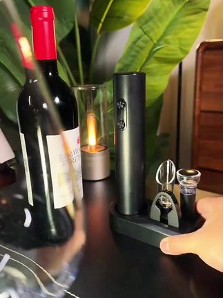 CLITON自动电动开瓶器,轻松开启红酒新体验! #电动红酒开瓶器 #红酒开瓶神器 #自动开瓶好物 #红酒开瓶帮手 #电动开瓶神器
