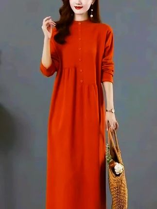 胖妈妈高档气质针织连衣裙秋冬优雅长款中年女装时尚百搭打底毛衣#减龄显瘦穿搭 #谁穿谁漂亮 #高级感穿搭 #连衣裙#针织连衣裙@我要上热门🔥涨粉 @抖加🔥上热门🔥dou+🔥热点宝 @DOU+小热门🔥粉丝千千万🔥 。