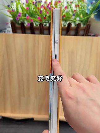 新版三年级英语发声书,充电款同步课堂必备! #充电款书籍 #新版英语教材 #充电款发声书 #英语学习好物 #英语学习书