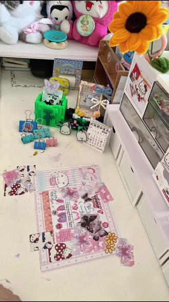 官方给我流量第二次发桌面视频#一般人不知道是什么 #写作业写疯了 #这是不是在家闲出屁的你 #这都是本宫自己写的