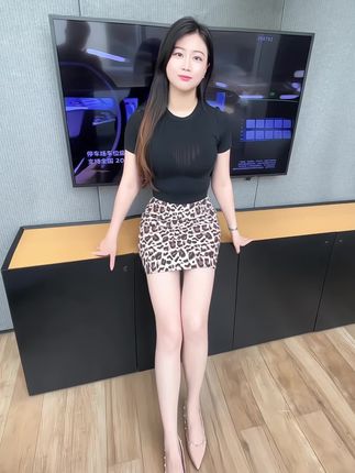 明天下午几点见?#大长腿 #爱了爱了 #美女 #好身材好气质 #清纯美女